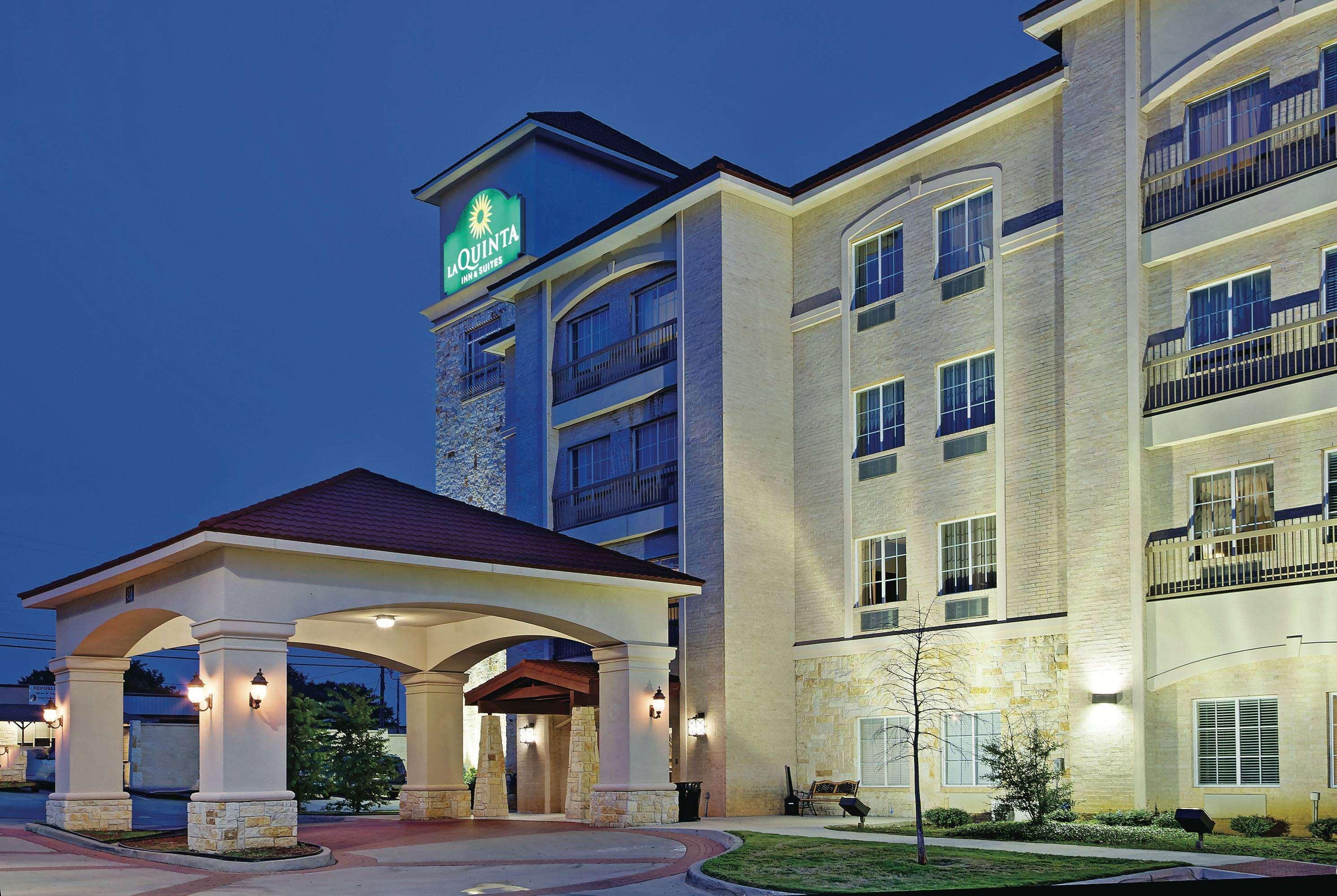 La Quinta By Wyndham Dfw Airport West - Euless Otel Dış mekan fotoğraf